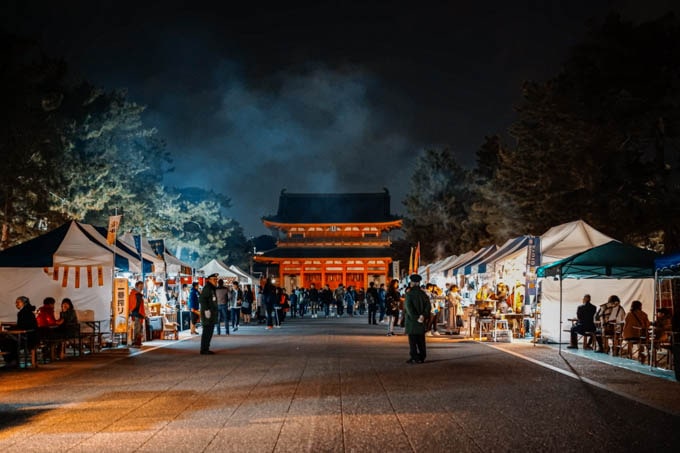 SIGMAfpティールオレンジin京都_夜のお寺